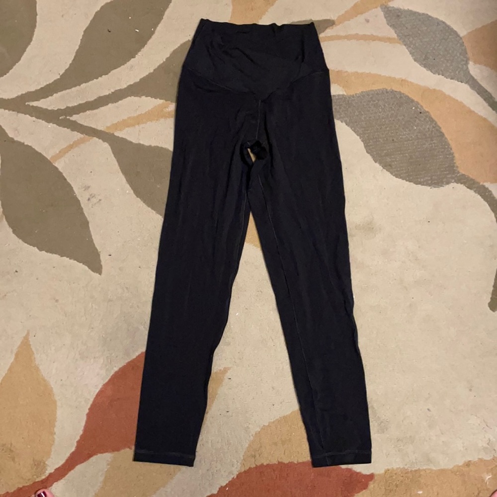 Black Aerie Offline 7/8 High Rise cris cross leggings